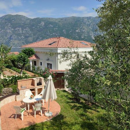 Holiday House In The Kotor Bay Exterior foto