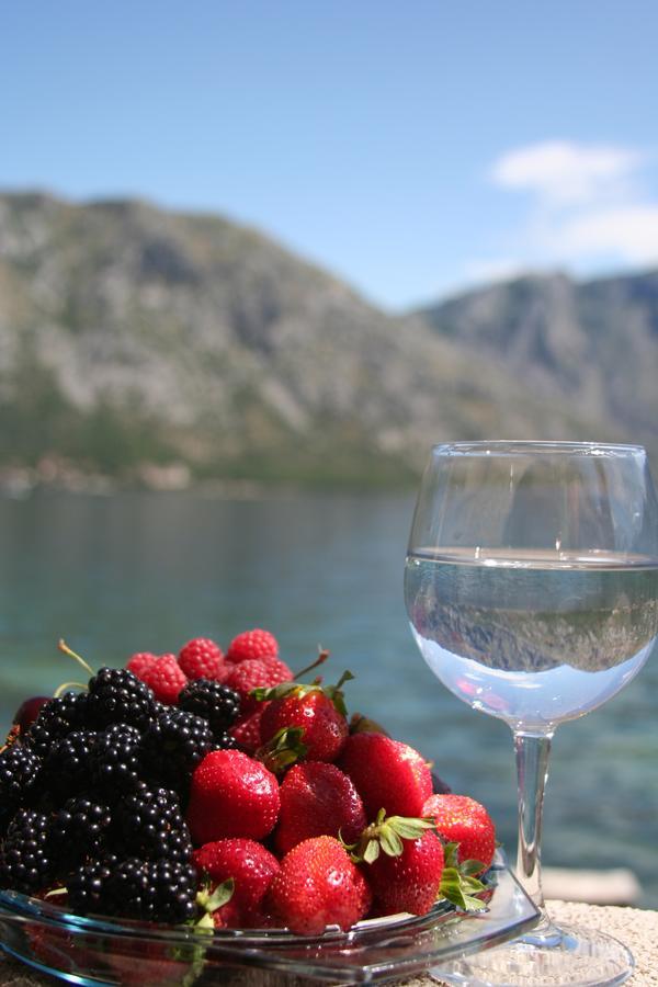 Holiday House In The Kotor Bay Exterior foto