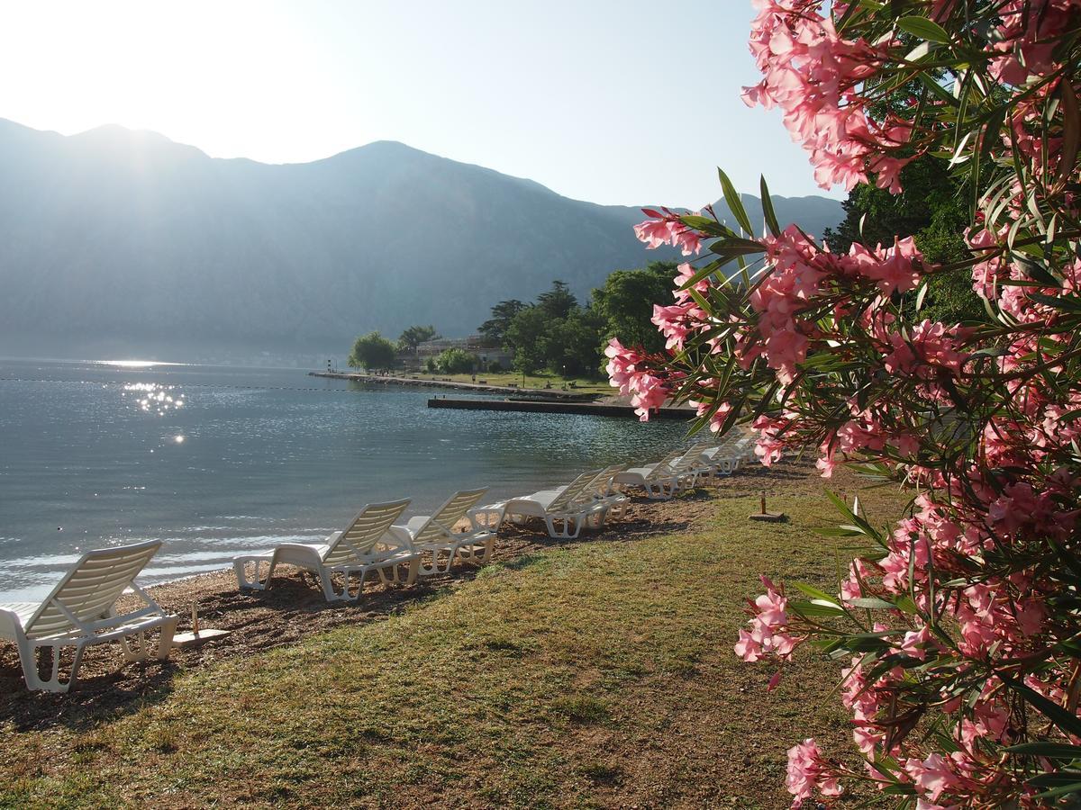 Holiday House In The Kotor Bay Exterior foto