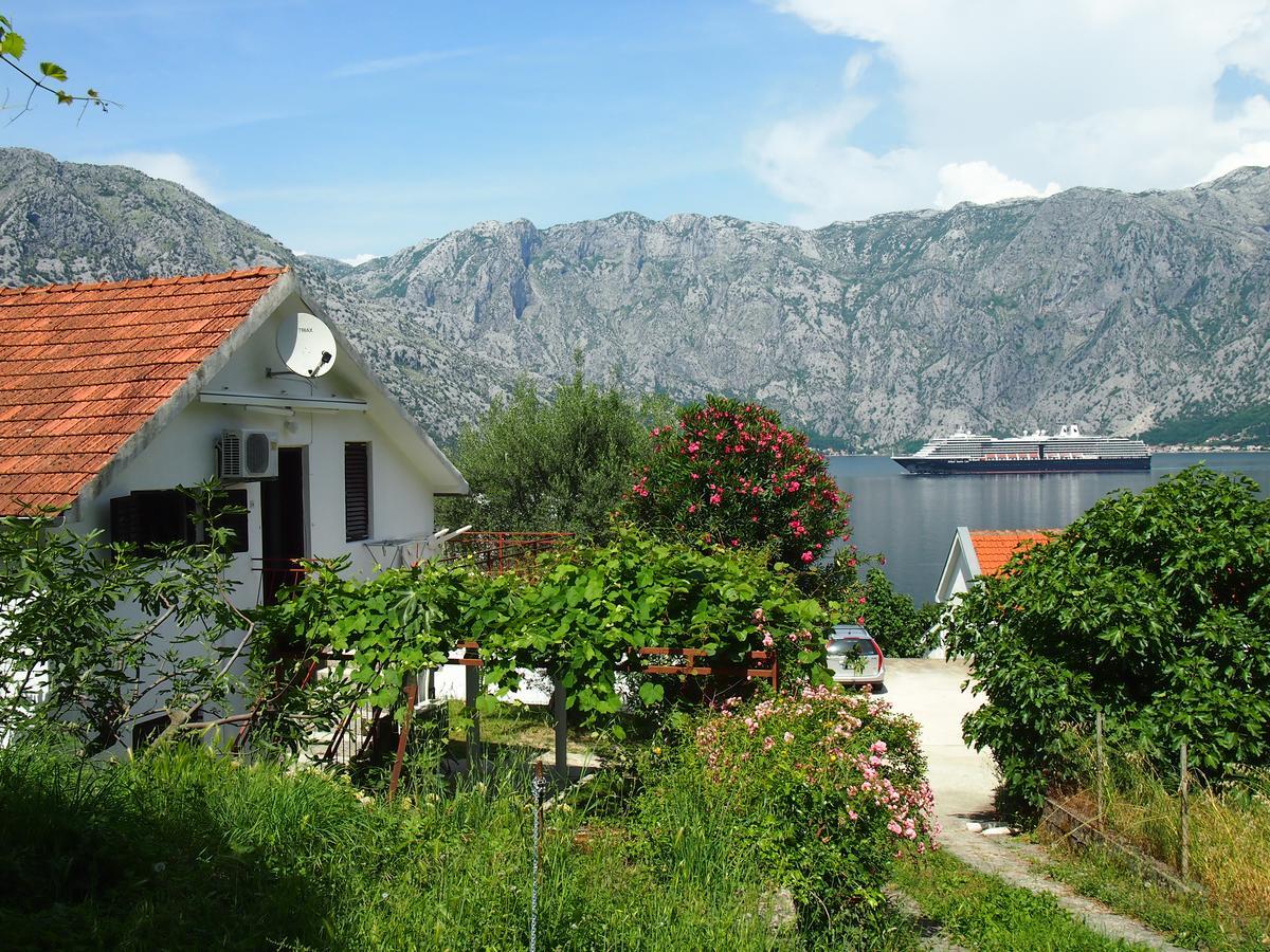 Holiday House In The Kotor Bay Exterior foto